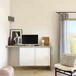Villa A Casa Di Santa Giulia