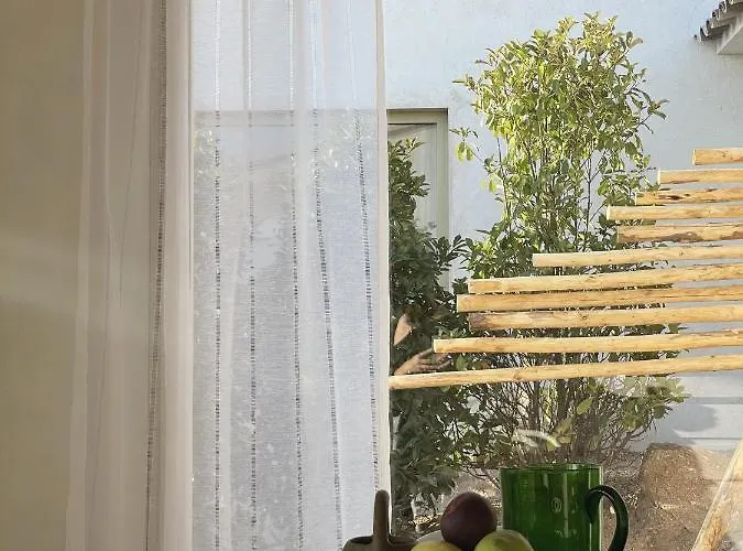 Villa A Casa Di Santa Giulia